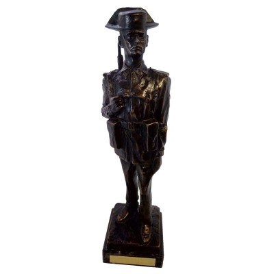 ESCULTURA GUARDIA CIVIL 1945
