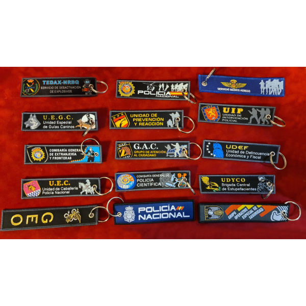 COLECCION LLAVEROS MICRO BORDADOS ESPECIALIDADES POLICIA NACIONAL