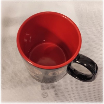 TAZA NEGRA GEO ESCUDO DORADO - ESPECIALIDADES