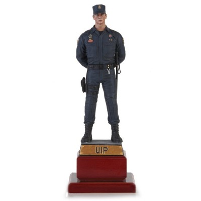 ESCULTURA AGENTE UIP 23 CMS.