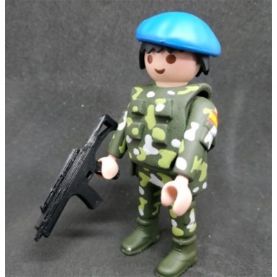 PLAYMOBIL SOLDADO ESPAÑOL BOINA AZUL BOSCOSO