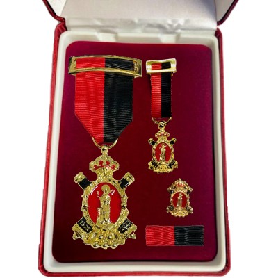 ESTUCHE COMPLETO MEDALLA...