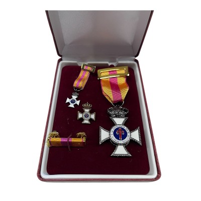 ESTUCHE MEDALLA CRUZ DE...