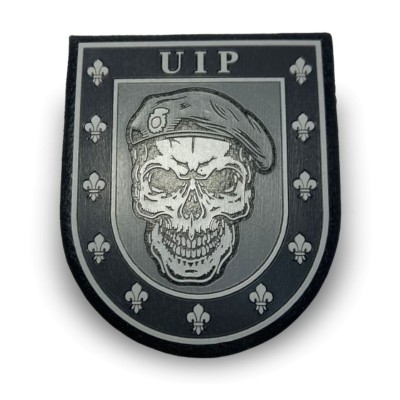 PARCHE UIP CON CALAVERA...
