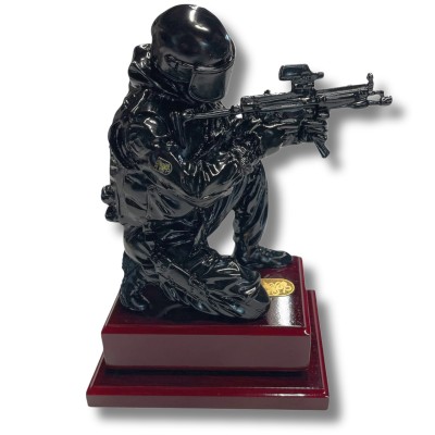 ESTATUA / FIGURA GEO...