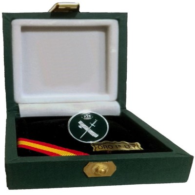 PIN SOLAPA ESMALTADO "HAC DE LICTORIS"