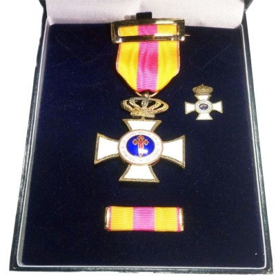 ESTUCHE COMPLETO CRUZ DE BRONCE A LA CONSTANCIA EN EL SERVICIO
