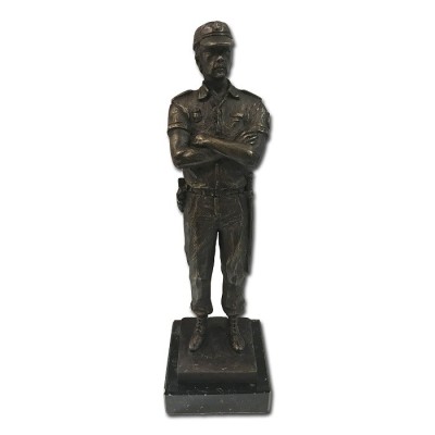 ESCULTURA POLICIA NACIONAL HOMBRE