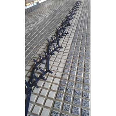 CADENA PLANA DE POLIMERO RETRACTIL CON CLAVOS DE 5 METROS